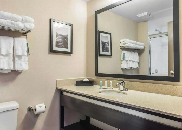 Quality Inn & Suites