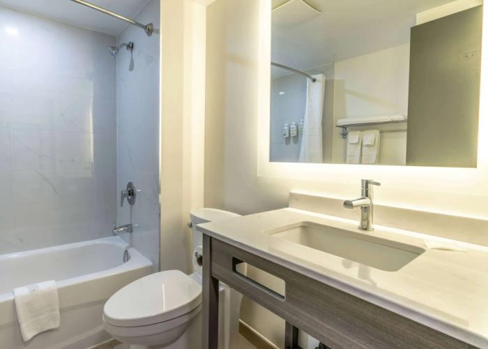 Ramada by Wyndham Kingston
