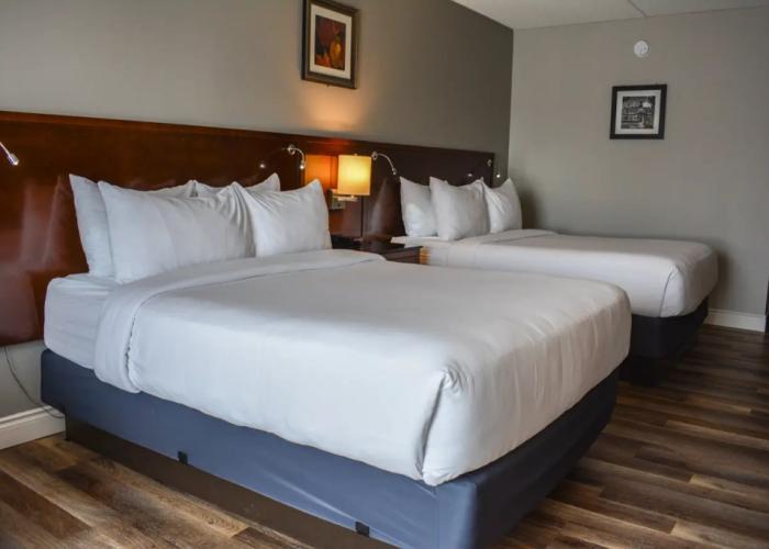 Strata Hotel