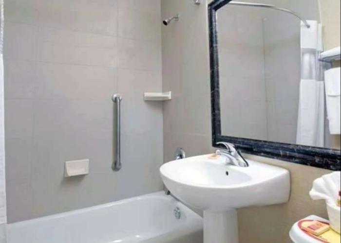 Econo Lodge City Centre