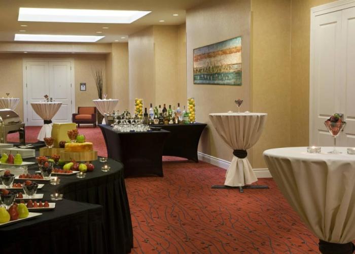 Residence Inn by Marriott Kingston Water's Edge