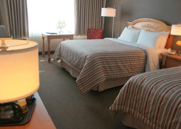 Confederation Place - Hotel