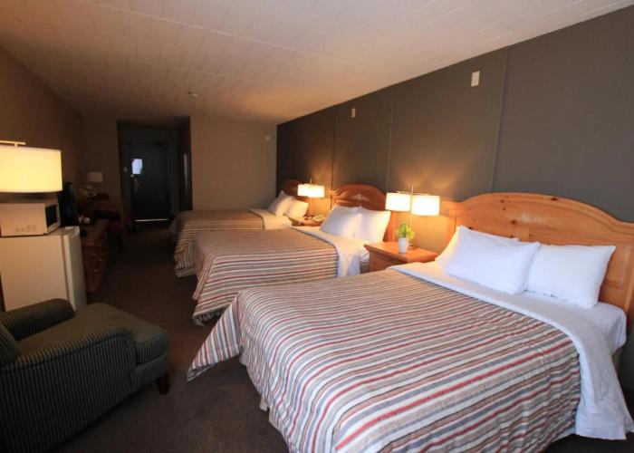 Confederation Place - Hotel