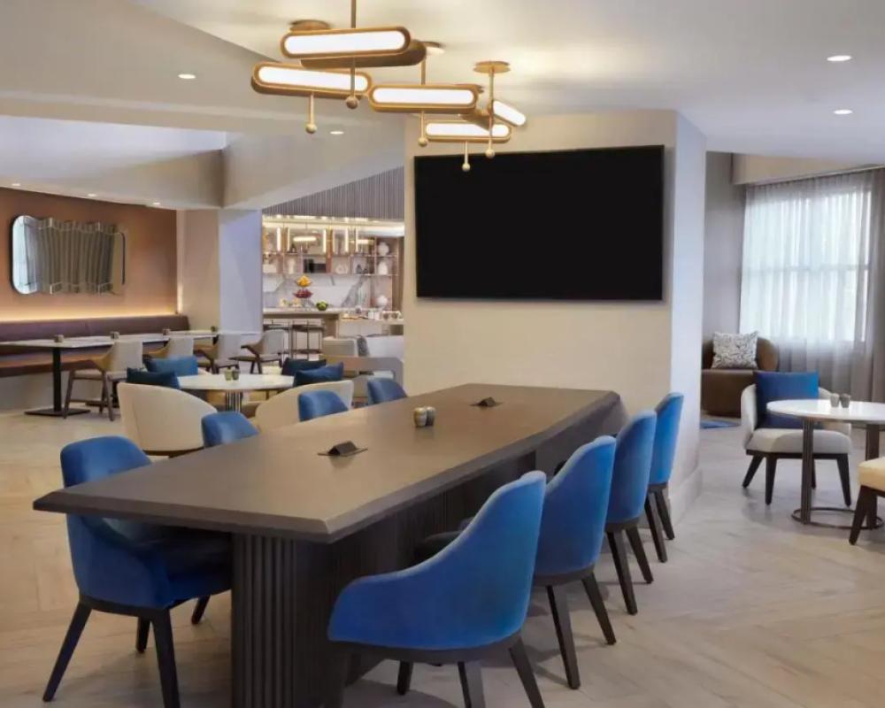 фото Kingston Marriott