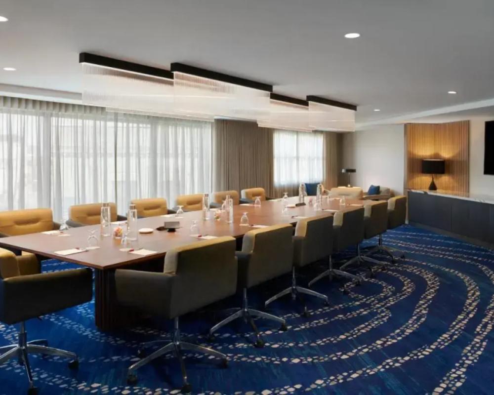 фото Kingston Marriott