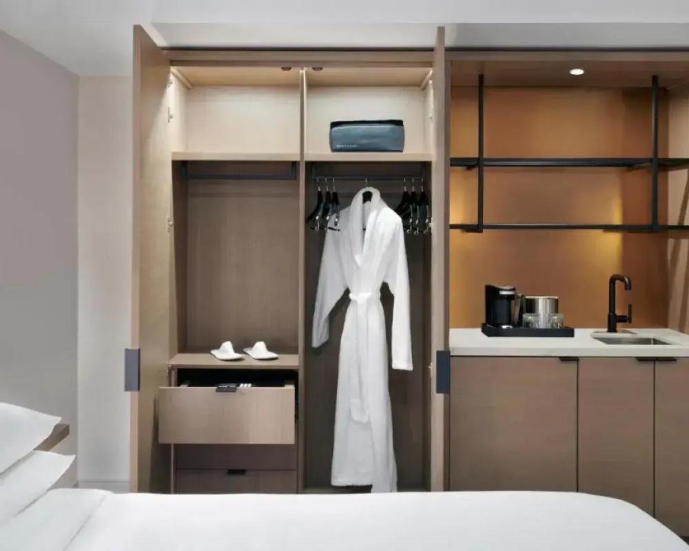 фото Kingston Marriott