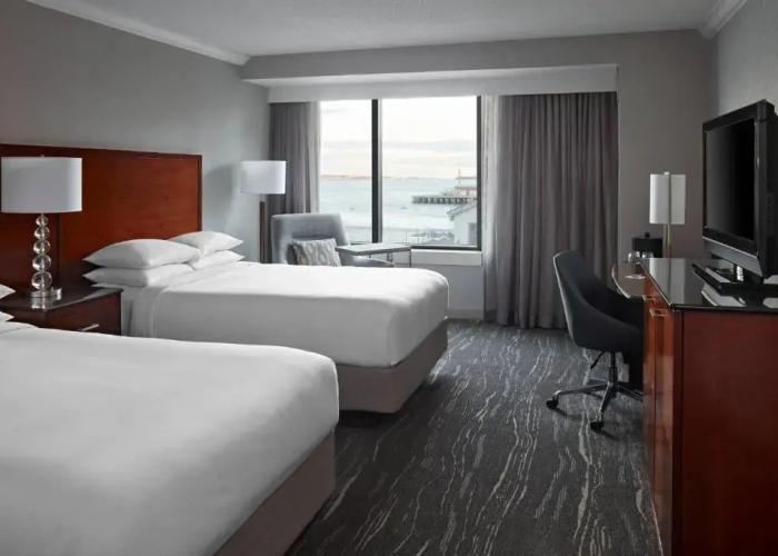 Halifax Marriott Harbourfront Hotel