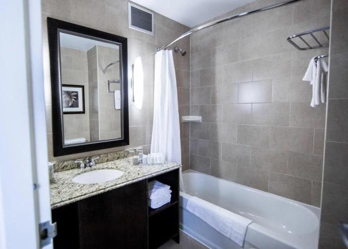 The Lord Nelson Hotel & Suites
