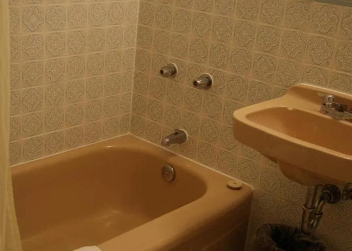 Seasons Inn Halifax