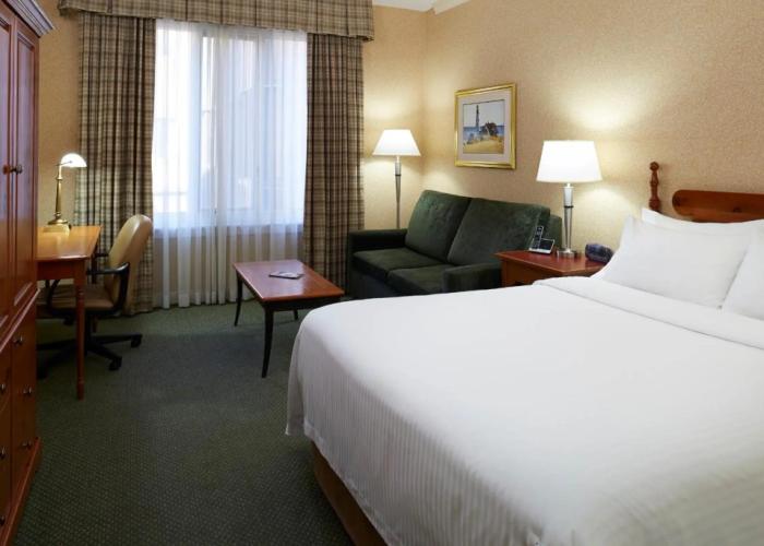 The Barrington Hotel