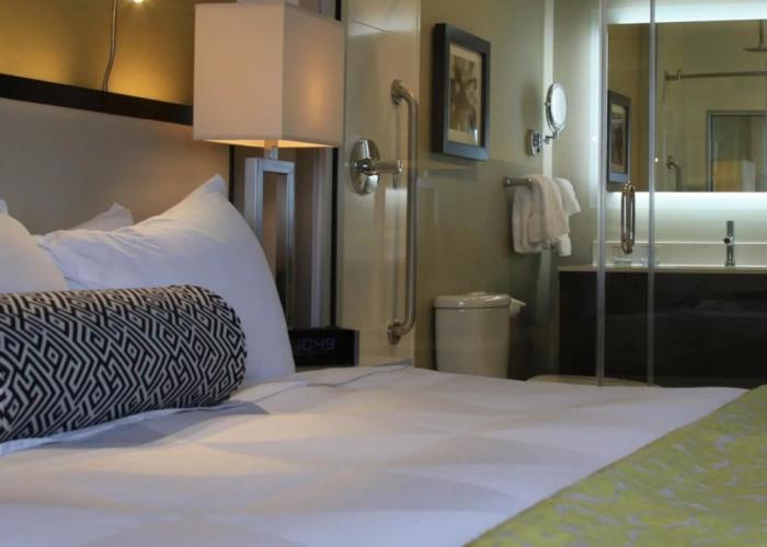 The Hollis Halifax a DoubleTree Suites by Hilton Hotel