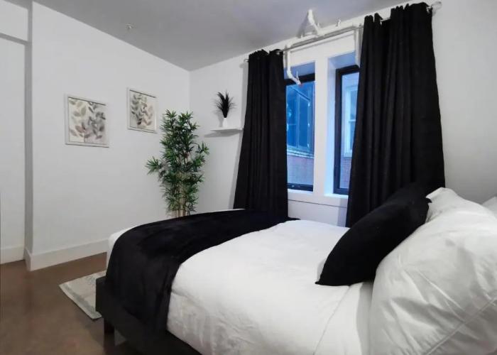 Cameo Hotel and Suites
