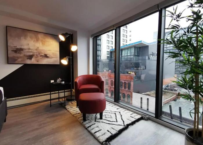 Cameo Hotel and Suites
