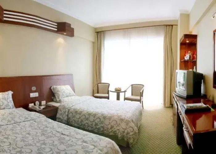 Hotel Three Gorges Project