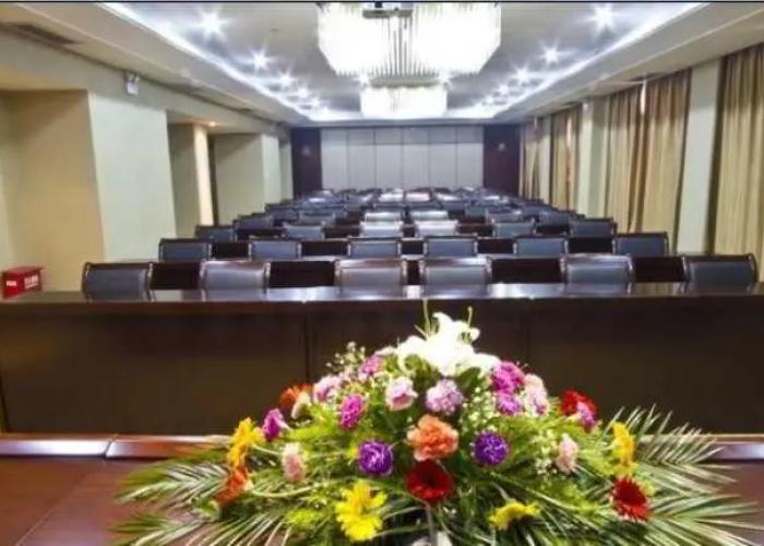 Yichang Three Gorges Dongshan Hotel