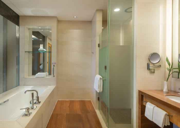 Crowne Plaza Yichang by IHG