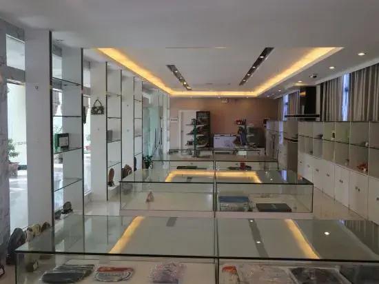 Longquan Hotel