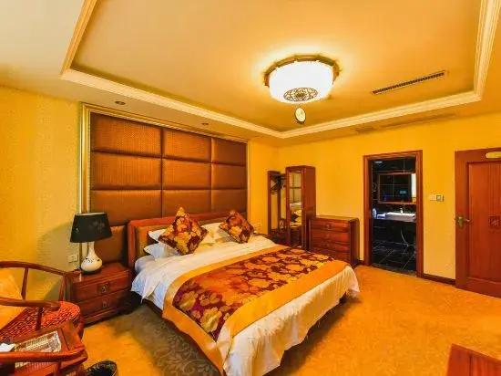 Longquan Hotel