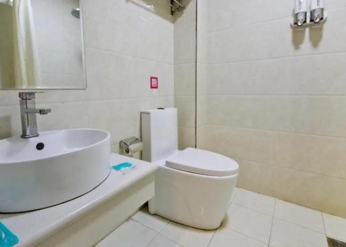 Pai Hotel Yining Huarui Hanren Street Dabazha
