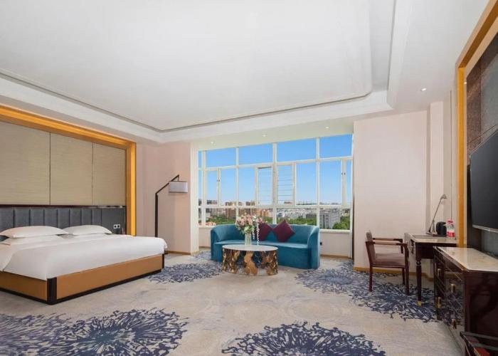 Metropolo Yining Development Zone Hotel