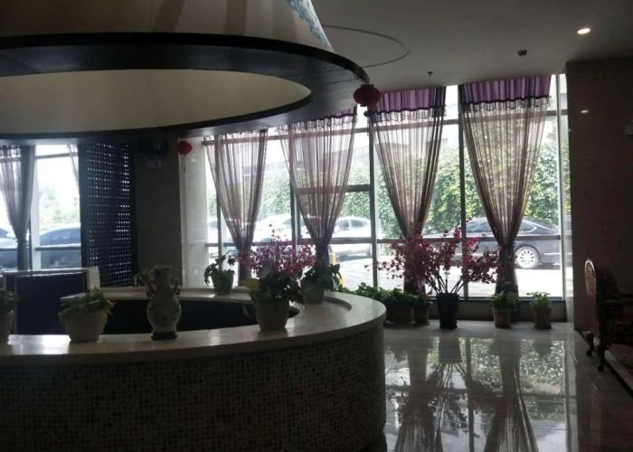 Xana Hotelle Yining Airport Road Jinwuyuan