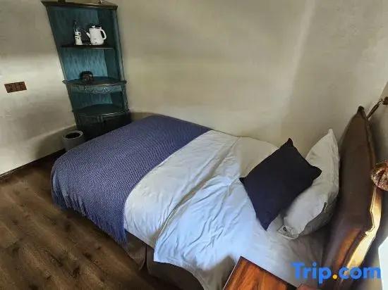 Shiheyuanfang Homestay