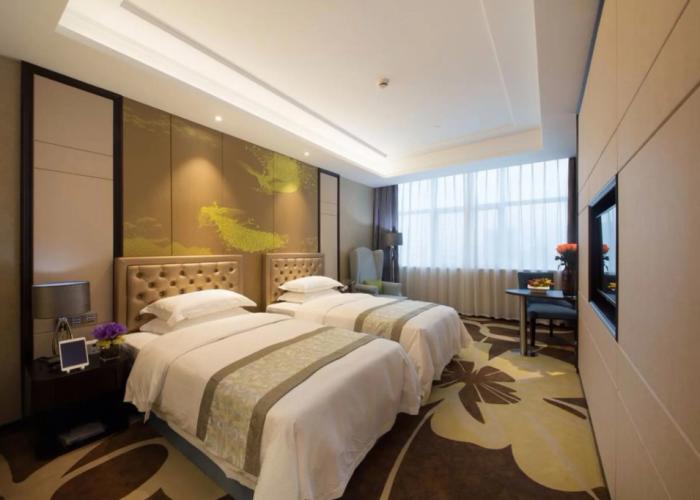 Yiwu Zhonglian Kaixin Hotel