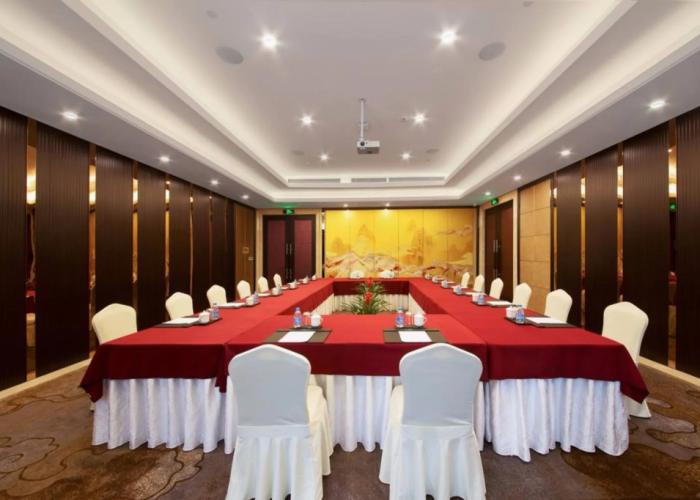 Yiwu Zhonglian Kaixin Hotel