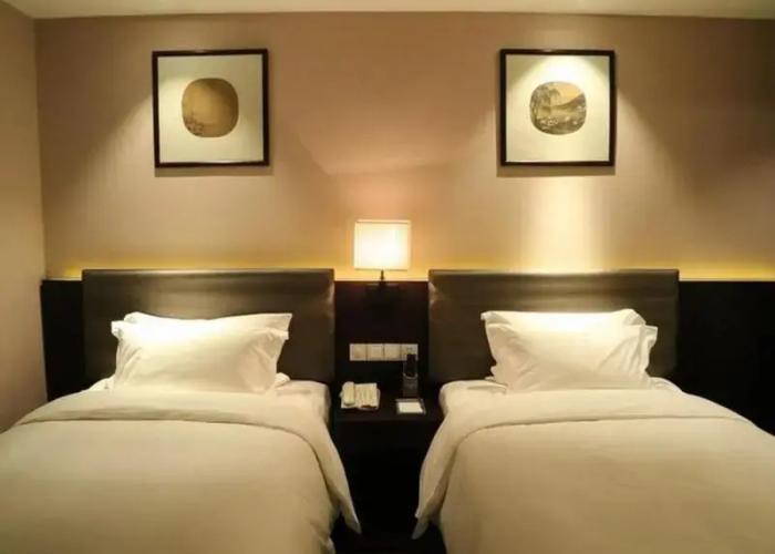 Yiwu Orange Hotel