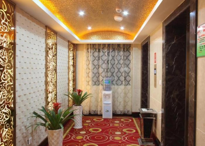 Yiwu Yuejia Business Hotel