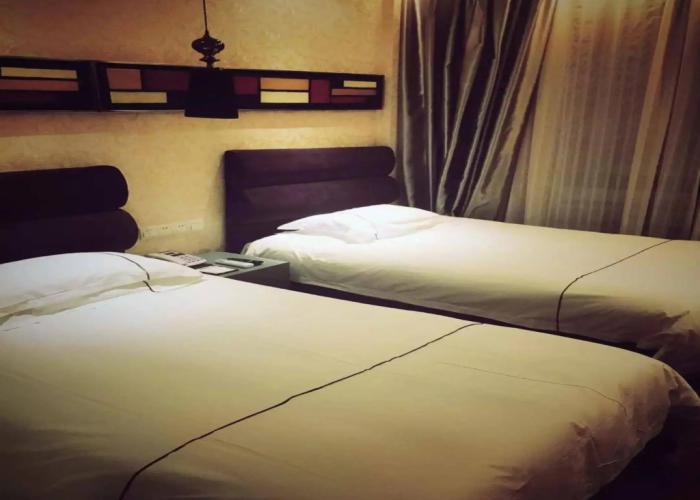 Yiwu Baiheng Hotel