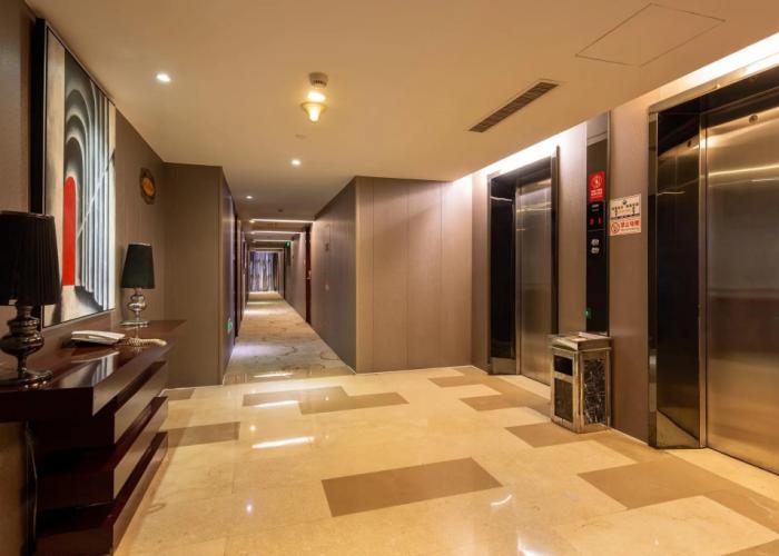 Yiwu Baiheng Hotel
