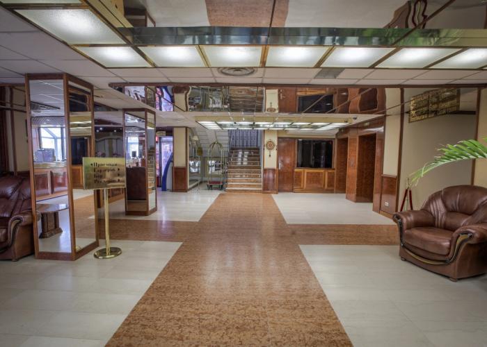 Tygyn Darkhan Hotel