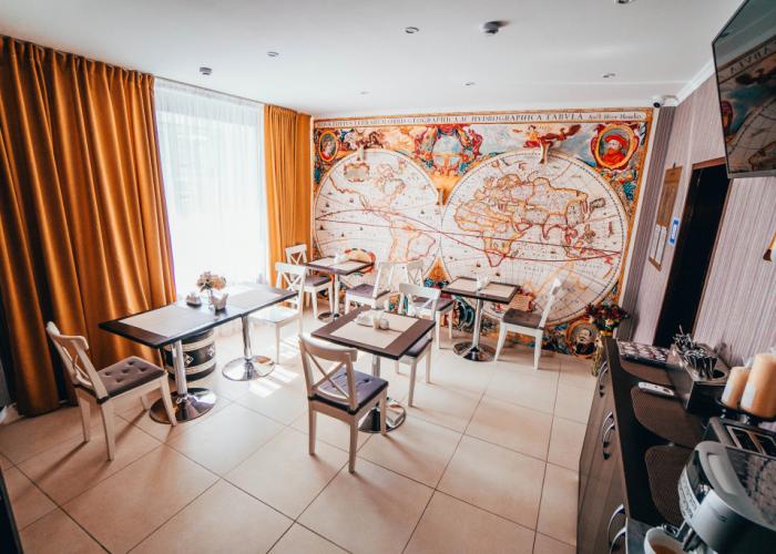 Parus Hotel