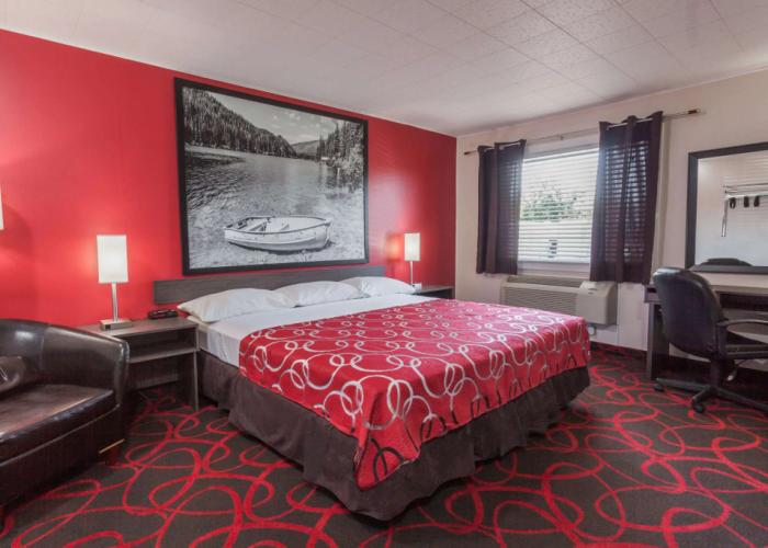 Super 8 by Wyndham Kirkland Lake