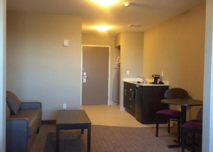 Meridian Inn & Suites Lloydminster