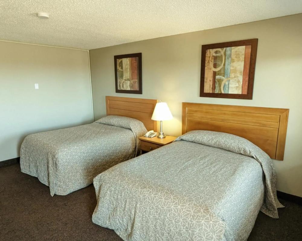 фото BCMInns Lloydminster