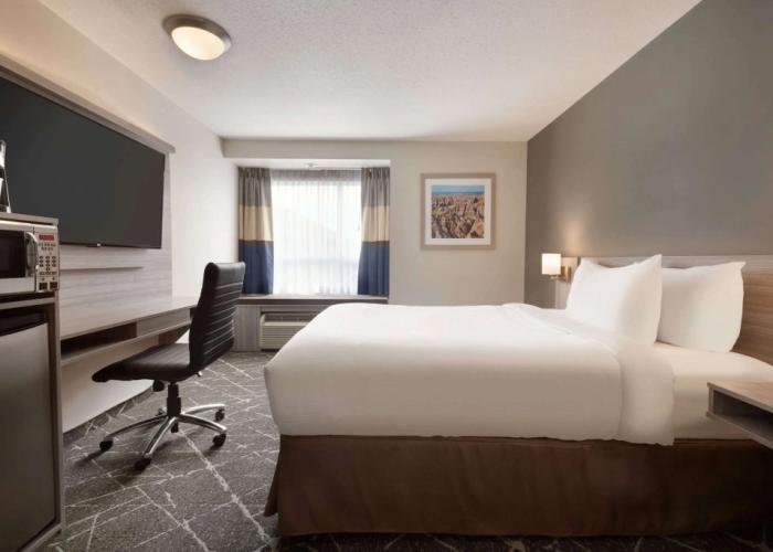 Microtel Inn & Suites By Wyndham Lloydminster