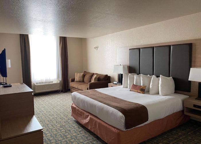 Gold Circle Inn