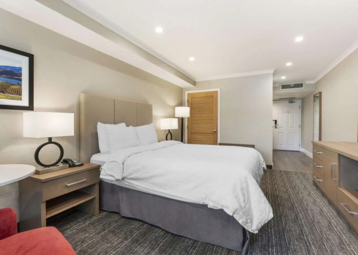 Best Western Plus Kelowna Hotel & Suites