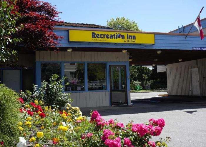 Recreation Inn & Suites