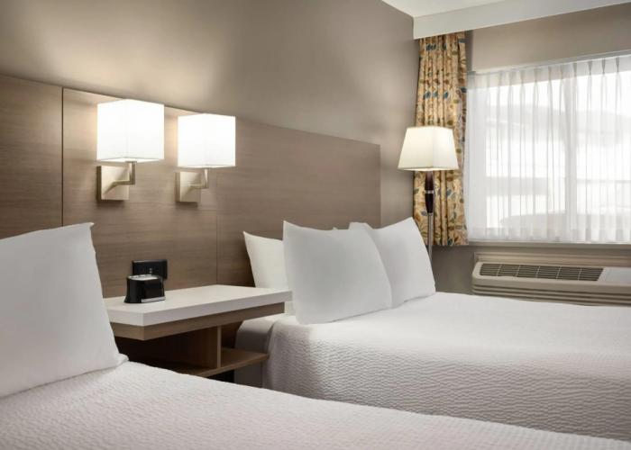 Days Inn by Wyndham Kelowna