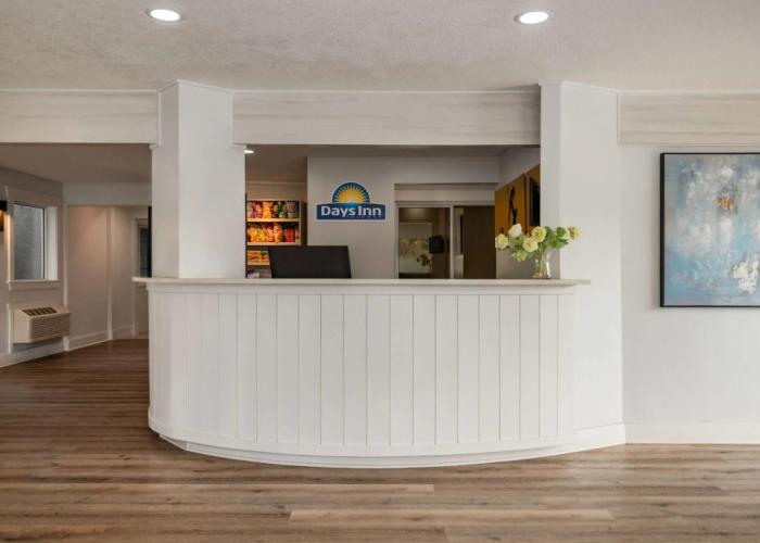 Days Inn by Wyndham Kelowna