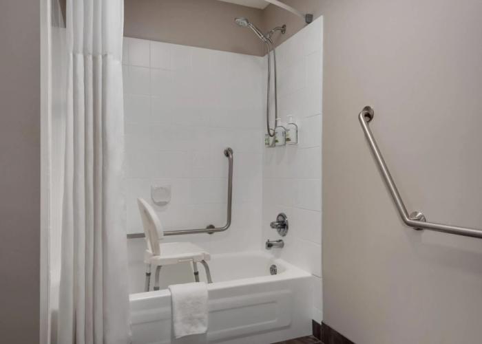 Days Inn by Wyndham Kelowna