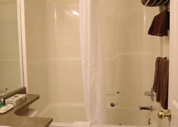 Nomad Hotel and Suites