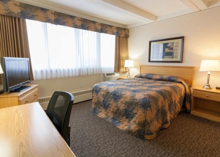 BCMInns Fort McMurray