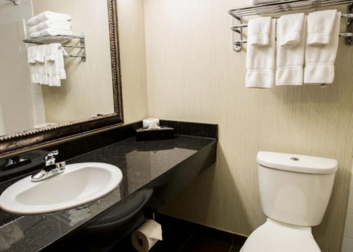 Merit Hotel & Suites
