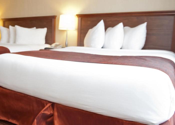 Merit Hotel & Suites