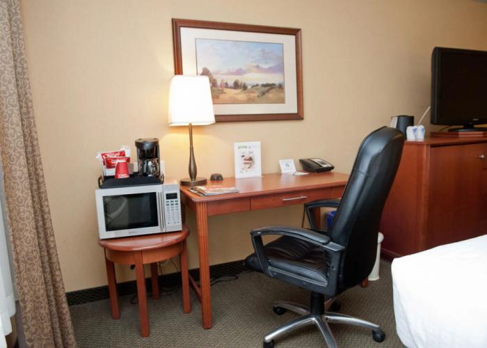 Merit Hotel & Suites