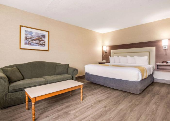 Quality Inn & Suites Gatineau